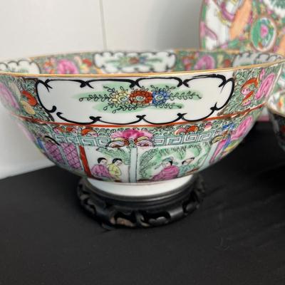 Vintage Chinese Famille Rose Medallion Ceramic Lot