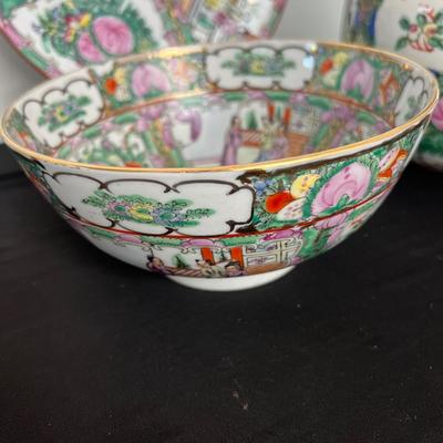 Vintage Chinese Famille Rose Medallion Ceramic Lot