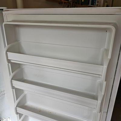 Kenmore Freezer (G-KD)