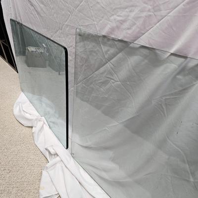 Two Tempered Glass Tabletops (BO-JS)
