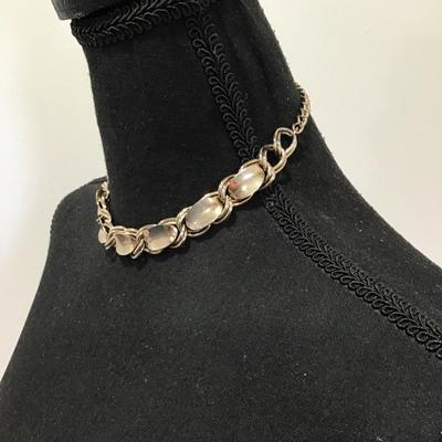 Beautiful gold, toned, choker, necklace, vintage, marked, signed