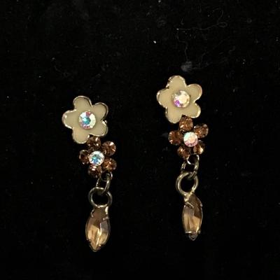 Vintage enamel, flower, rhinestone dangle earrings