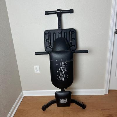 Body by Jake Bun & Thigh Rocker with 4 Resistance Bands
