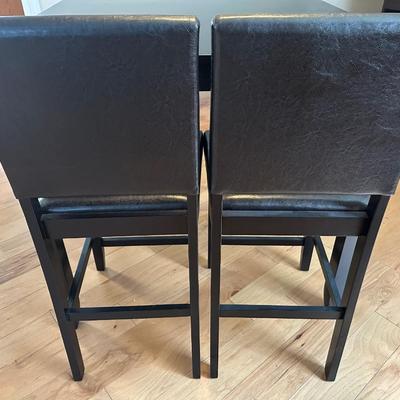 Black Counter Height Table & Chairs
