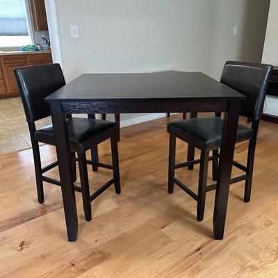 Black Counter Height Table & Chairs