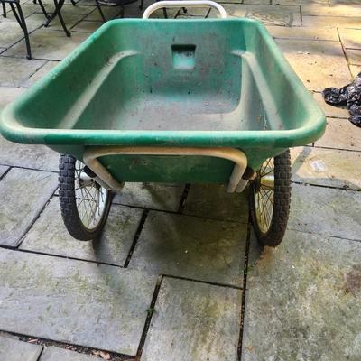 Garden Yard Farm Green Cart Wheelbarrow Smart Carts w Pneumatic Spoked Wheels