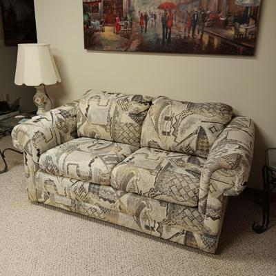BARELY USED LOE SEAT