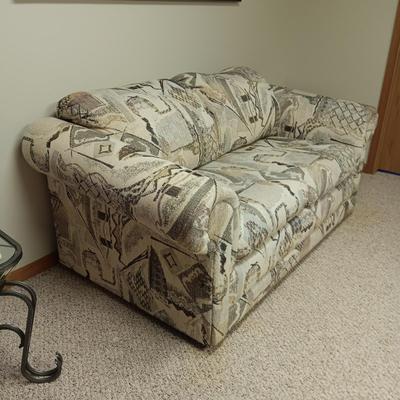 BARELY USED LOE SEAT