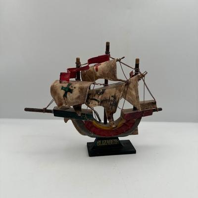 Handcrafted Elizabeth Boat Decor