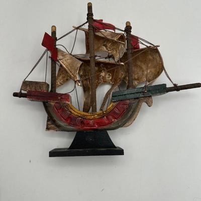Handcrafted Elizabeth Boat Decor