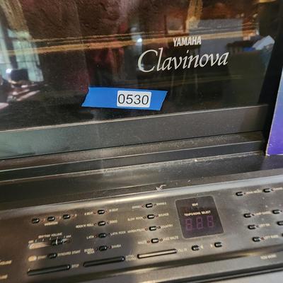 Vintage Yamaha Clavinova CVP8 Advance Wave Memory Digital Piano Keyboard Bench & Books