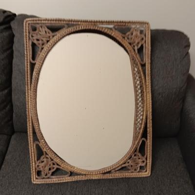 2 OLD PICTURES IN AN ANTIQUE AND WICKER FRAME