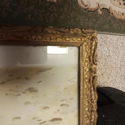2 OLD PICTURES IN AN ANTIQUE AND WICKER FRAME