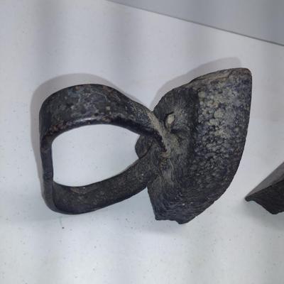 Vintage Pair of Cast Iron Sad Irons