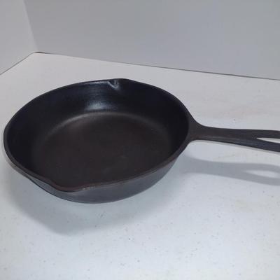 Cast Iron Skillet- Approx 8" in Diameter