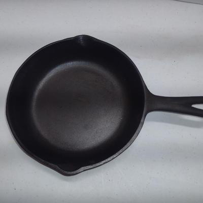 Cast Iron Skillet- Approx 8" in Diameter