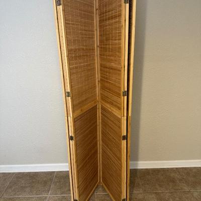 Six Panel Divider