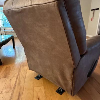 Oversized Recliner