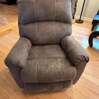 Oversized Recliner