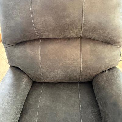 Oversized Recliner