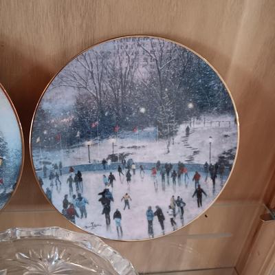 3 THOMAS KINKADE'S YULETIDE MEMORIES COLLECTORS PLATES PLUS MORE
