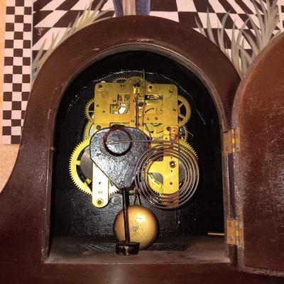 OLD SETH THOMAS MANTEL CLOCK