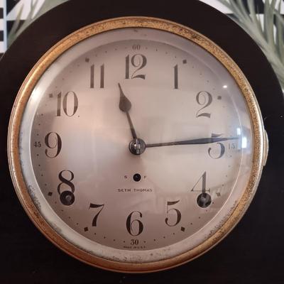 OLD SETH THOMAS MANTEL CLOCK
