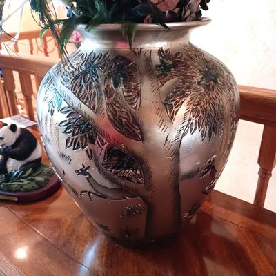 LARGE VASE WITH DRIED FOLIAGE, PANDA BEAR AND BUD VASE