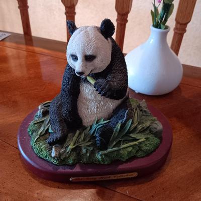 LARGE VASE WITH DRIED FOLIAGE, PANDA BEAR AND BUD VASE