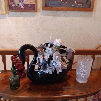 LARGE CERAMIC SWAN, DECANTER AND 2 GLASS VASES