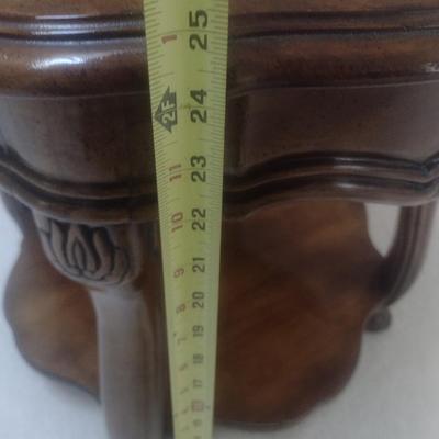 Heritage Mahogany Finish Round Accent Table