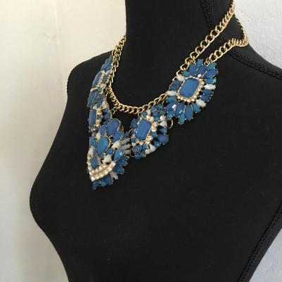 Large Gold tone statement necklace