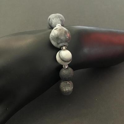 Unique stone beaded bracelet