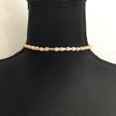 Vintage seashell inlayed pendant necklace