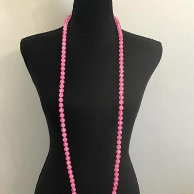 Vintage hot pink beaded necklace