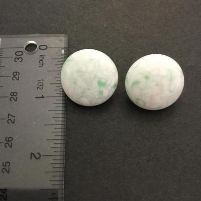 Vintage jadeite circular clip on earrings