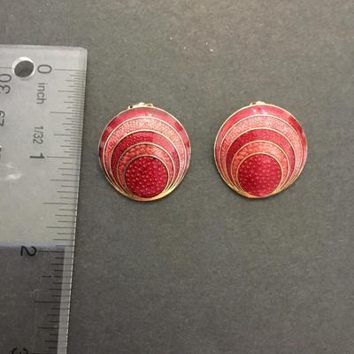 Vintage red enamel round clip on earrings