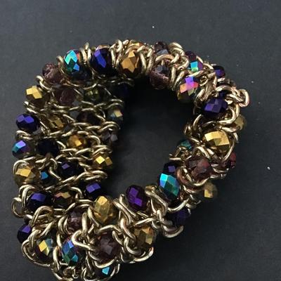 Vintage gold toned chrome glass bead stretch bracelet