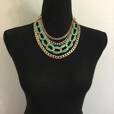 Beautiful MIKA statement necklace