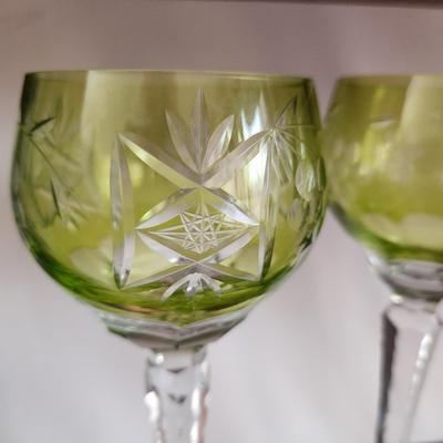 Lot of 4 Crystal Wine Glasses 2 Blue Cut to Clear 2 Yellow/Green Cut to Clear