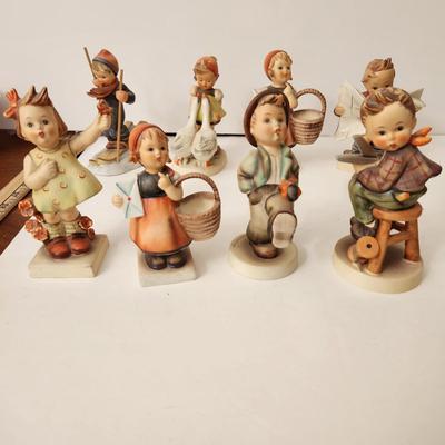 Lot of 8 Vintage Hummel Furgines