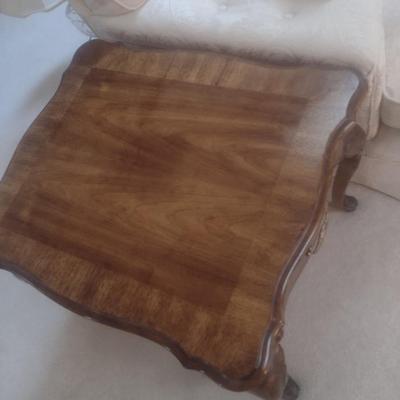 Heritage Single Drawer Mahogany Finish Lamp Table