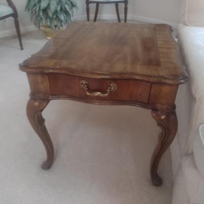Heritage Single Drawer Mahogany Finish Lamp Table