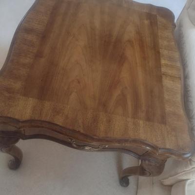Heritage Single Drawer Mahogany Finish Lamp Table