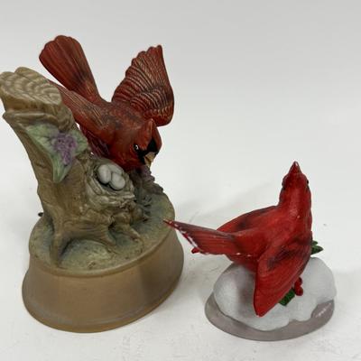 2 Red Cardinal Porcelain Ceramic Bird figurine one with music