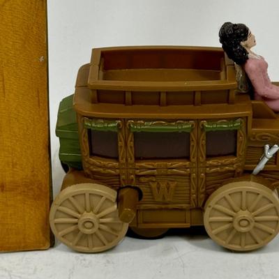 Wild Wild West Rita Escobar on Stagecoach Toy Vehicle 1999 Burger King Kids Meal