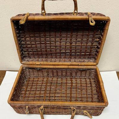 Vintage Wicker Picnic Basket Case