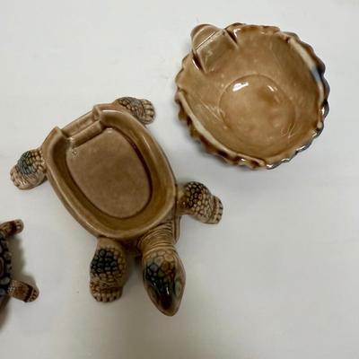 Set of 3 Wade Porcelain Tortoise Figurines