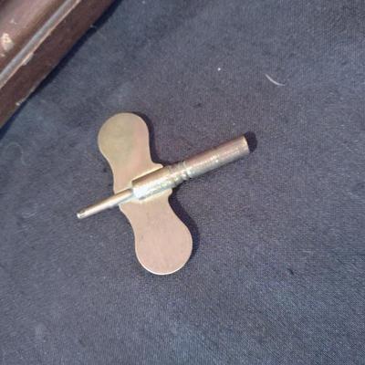 HERSCHEDE LEVER WESTMINSTER MANTLE CHIME CLOCK WITH KEY