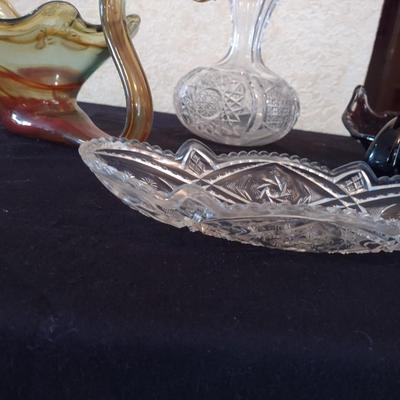 2 GLASS SWANS, CRYSTAL DECANTER AND DISH